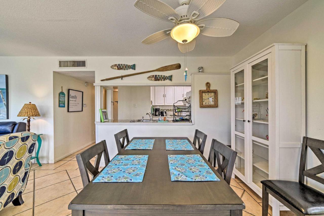 Breezy Corpus Christi Condo With Deck And Fishing Dock Exterior photo